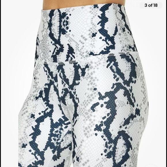 Balance Collection Womens Contender High Rise Yoga Legging Snake Print SMALL - Picture 3 of 13